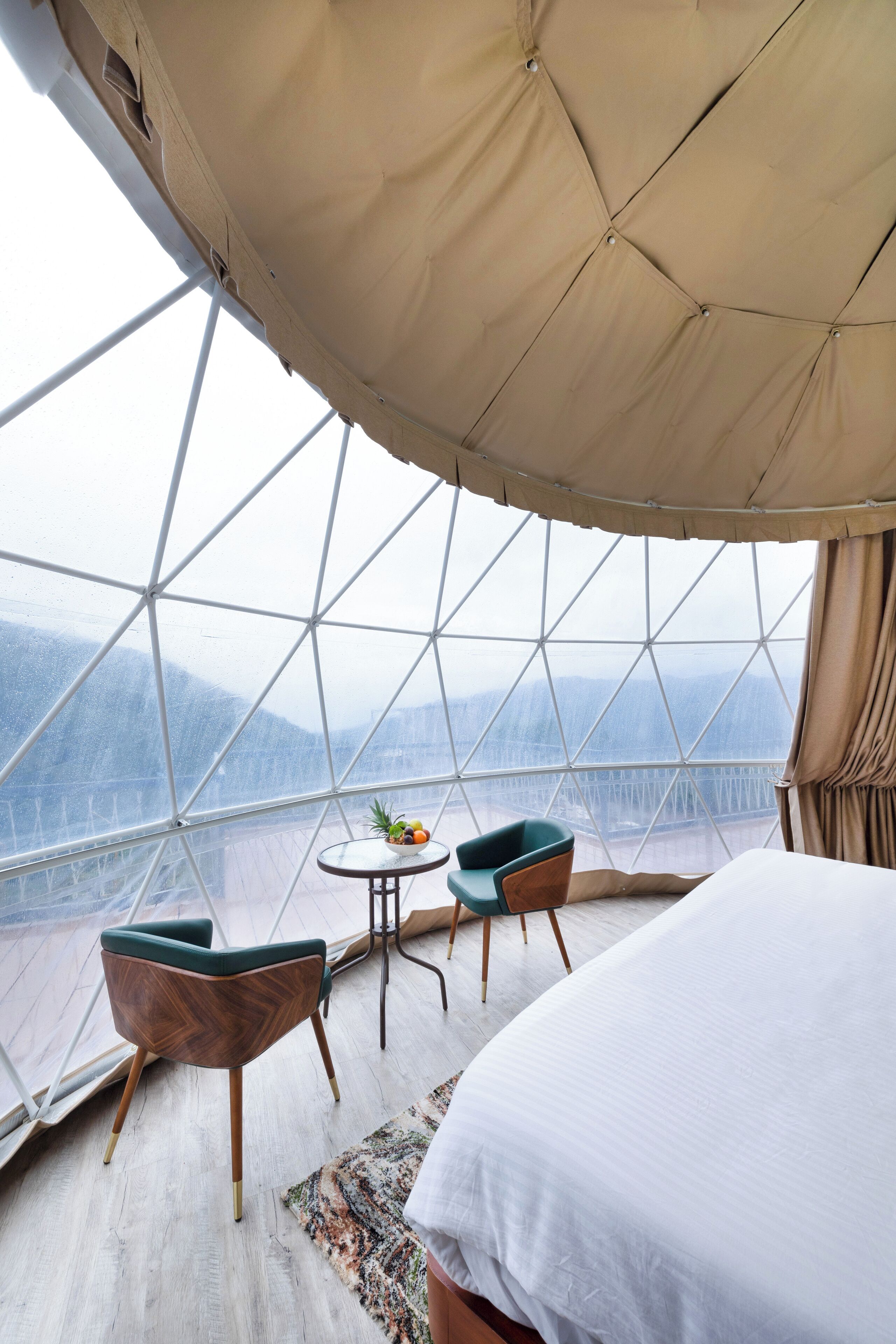 360 Dome Suite | Premium bedding, free WiFi, bed sheets