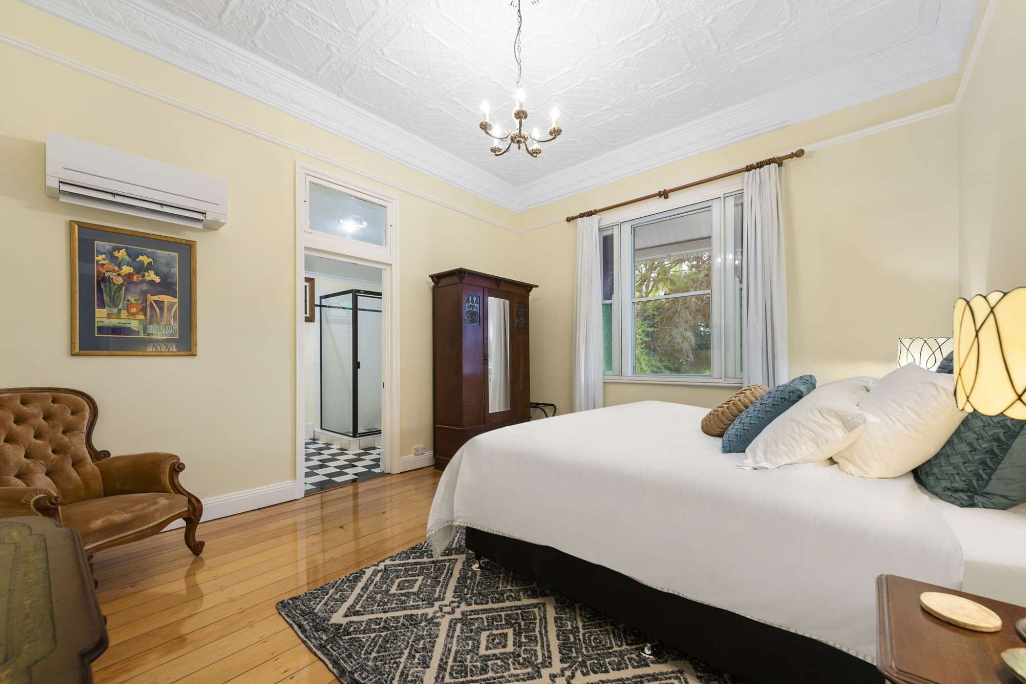 4 habitaciones, wifi y ropa de cama 