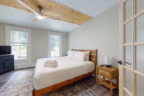 2 室のベッドルーム、インターネット、ベッドシーツ