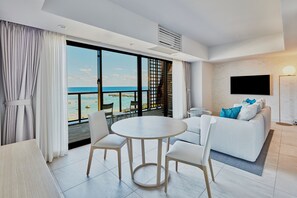 Deluxe Suite, Non Smoking, Ocean View(2-4floor) | Minibar, in-room safe, blackout drapes, free WiFi - Hotel Shigira Mirage Beach Front (Miyakojima)