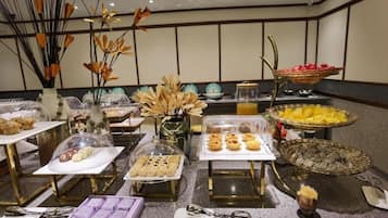 Desayuno buffet (CNY 48 por persona)