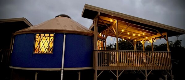 Exterior - BenTiki's Yurt in Waiohinu (Naalehu)
