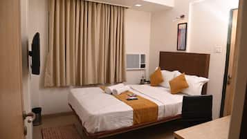 Basic Single Room | Desk, laptop workspace, free WiFi