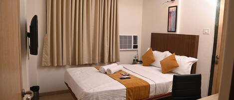 Habitación individual básica | Escritorio, espacio para trabajar con un portátil, wifi gratis