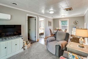 TV, video library