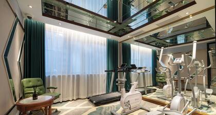 Nostalgia S Hotel(Shanghai Railway Station & Suzhou Creek)