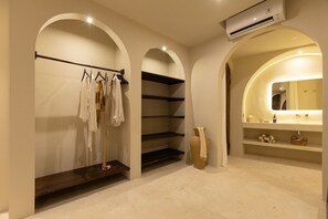 Interior - New Romantic Tropical Villa Sawa in Pererenan (Pererenan)