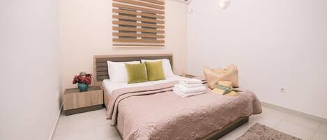 2 bedrooms, Internet