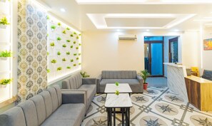 Reception - Treebo Om Shree Banaras (Varanasi)