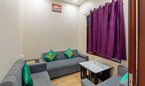 Reception - Treebo Om Shree Banaras (Varanasi)