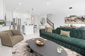 Exterior - Vor4892hw: 5 Bed, Enchanted Castle, Pool (Orlando)