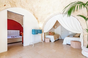 Villa familiare, 3 camere da letto, lato montagna (Gioberti 20 I Trulli With Pool) | 3 camere, Wi-Fi gratuito, lenzuola