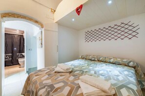 1 bedroom, iron/ironing board, free WiFi, bed sheets - Dimora Egnazia Ostuni Historic Centre (Ostuni)