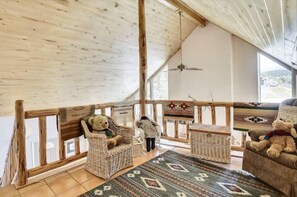 Interior - Hot Tub, Downtown, Pet Friendly, Deck, 2 Living Spaces, Walk to Dining! (Pagosa Springs)