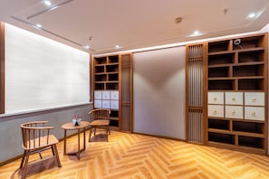Laundry room - Nostalgia S Hotel(Kunming Dongfeng Square) (Kunming)