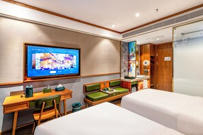 Basic Twin Room, City View | Premium bedding, memory foam beds, free minibar, individually decorated - Nostalgia S Hotel(Kunming Dongfeng Square) (Kunming)