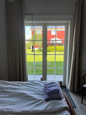 Courtyard view - Flygeln lägenhetshotell (Leksand)