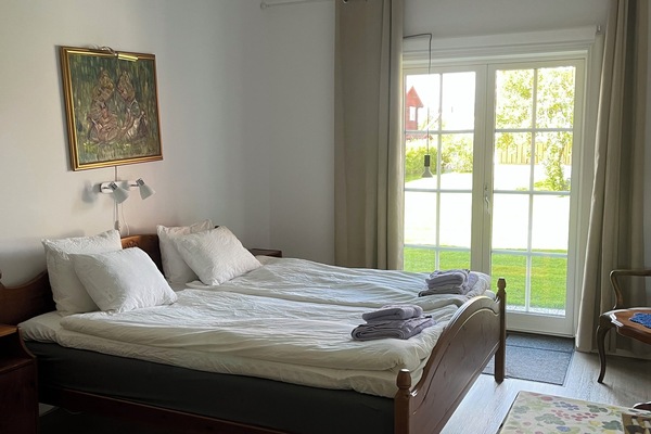 Peralatan tempat tidur hipoalergenik, ruang kerja komputer riba