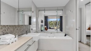Shower, jetted bath, hair dryer