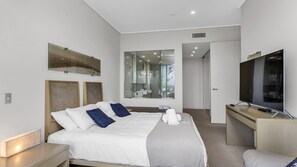 3 sovrum, strykjärn/strykbräda, gratis wi-fi och sängkläder