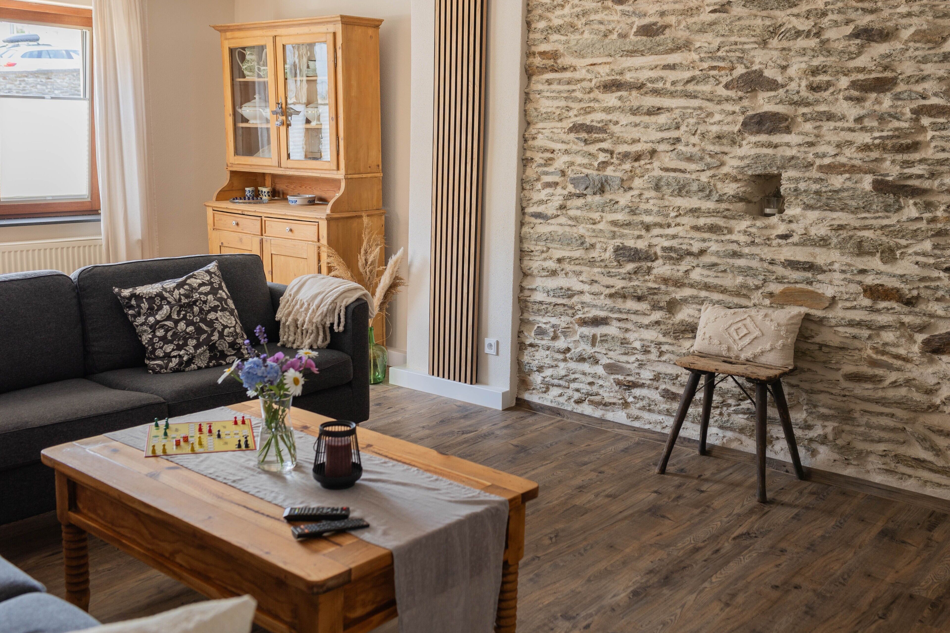 Fernseher, Stereoanlage