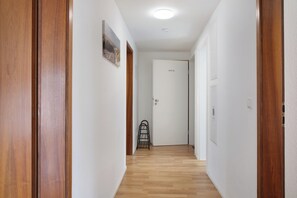 Interior - Apartment 'Wohnung 05' with Balcony and Wi-Fi (Waiblingen)