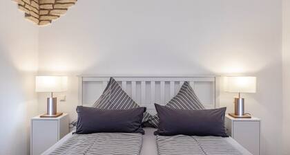 Ferienhaus 'Ferienhaus Bernoth' mit Pool, Gemeinschaftsgarten und Wi-Fi