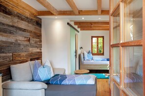 2 soverom, wi-fi (inkludert) og sengetøy