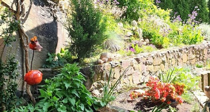 Ferienwohnung "Klug" mit privater Terrasse, Gemeinschaftsgarten und Wi-Fi