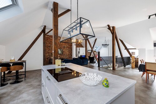 Ferienwohnung 'Mitten Im Grünen Loft' mit Wi-Fi