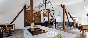 Apartment 'Mitten Im Grünen Loft' with Wi-Fi