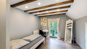 3 habitaciones, tabla de planchar con plancha y wifi gratis