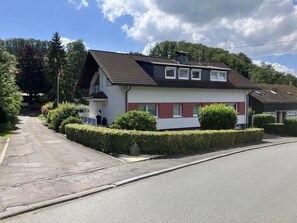 Exterior - Holiday Apartment Sauerlandherz with Balcony and Wi-Fi (Lennestadt)