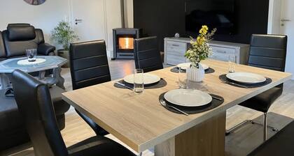 "Ferienwohnung Sauerlandherz" mit Balkon und Wi-Fi