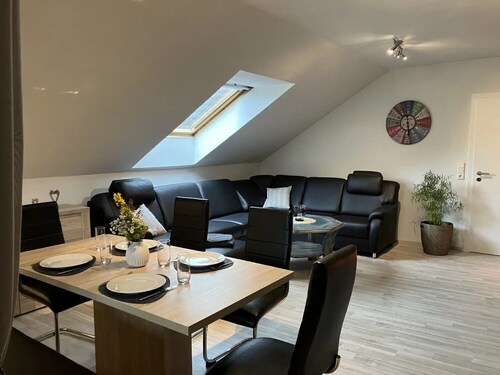 "Ferienwohnung Sauerlandherz" mit Balkon und Wi-Fi