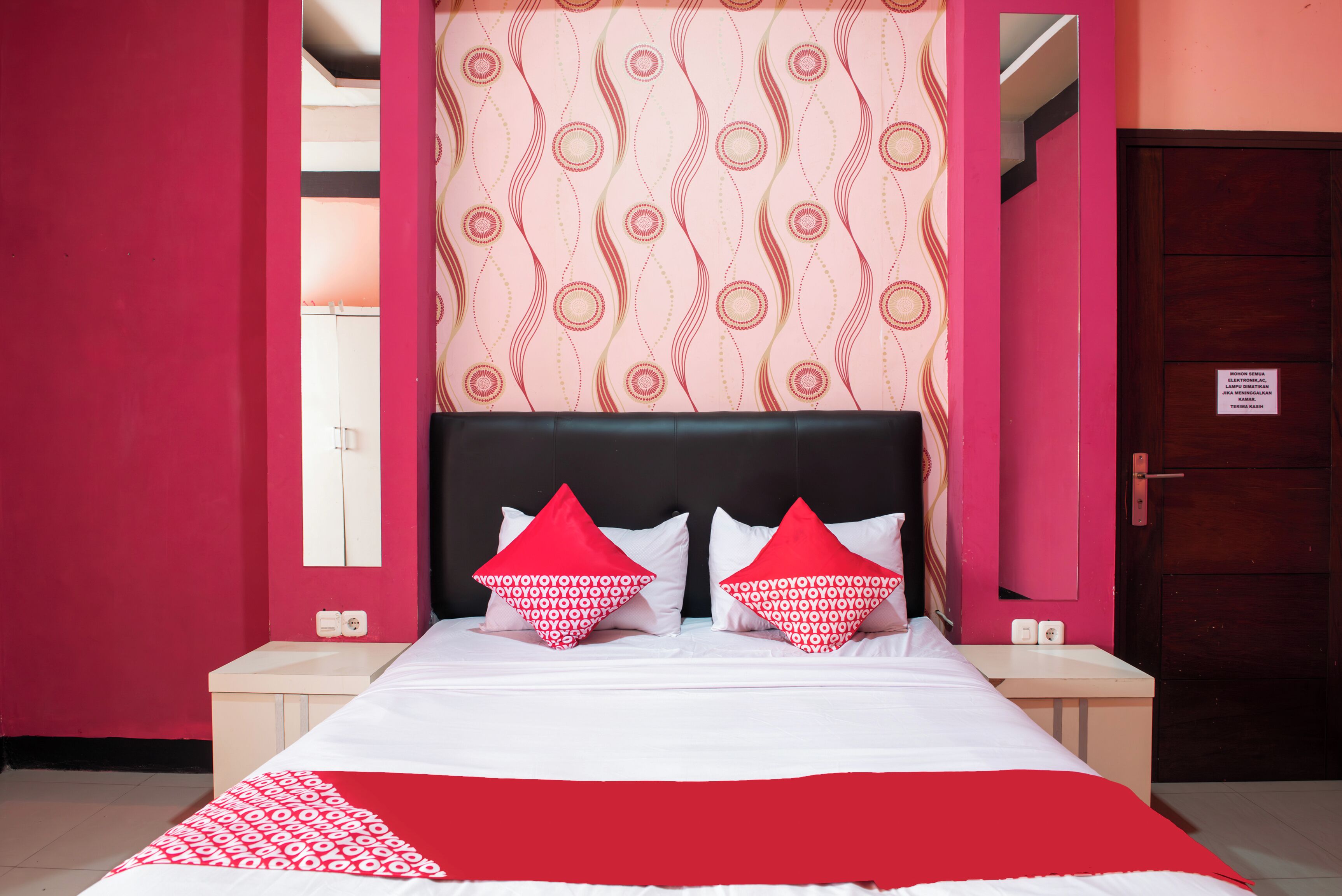 Quarto casal luxo | Wi-Fi de cortesia, roupa de cama