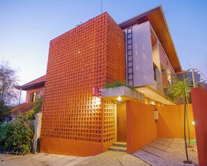 Fachada da propriedade