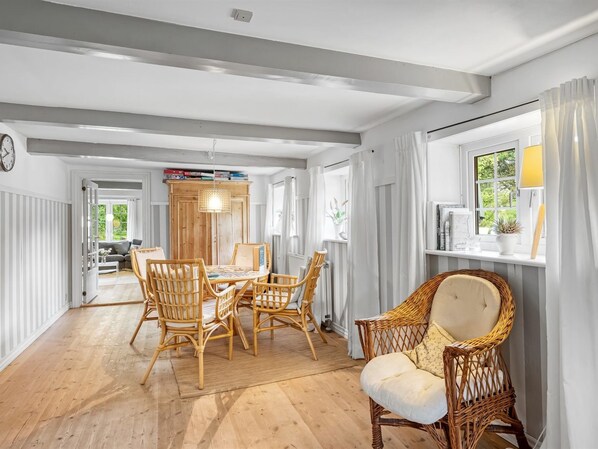 TV, fireplace - "Wiss" - 4.1km from the sea by Interhome (Rømø)