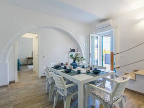 Dining - Da Lisa by Interhome (Cecina)