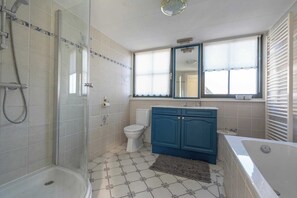 Shower - Villa in Callantsoog near Beach & Sea (Callantsoog)