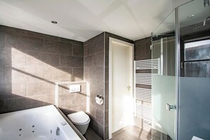 Een douche, een bubbelbad