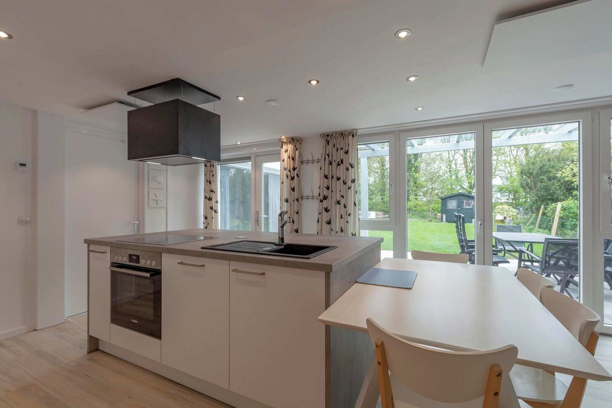 Kühlschrank, Ofen, Herdplatte, Geschirrspüler