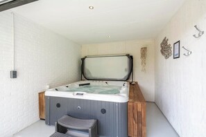 Interior - Holiday Home Callantsoog with Jacuzzi (Callantsoog)