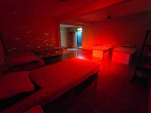 Basic Shared Dormitory | Premium bedding, Select Comfort beds, individually decorated - Godwill Kimo Guest House (Majorda)