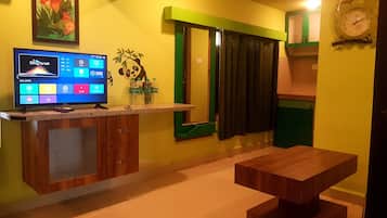 Economy Room | Premium bedding, Select Comfort beds, individually decorated