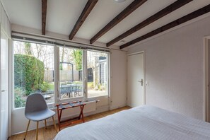 2 bedrooms, free WiFi
