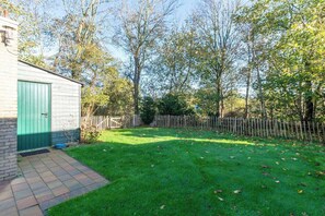 Property grounds - Dune 186 Bungalow on edge of Park Duinland (Sint Maartenszee)