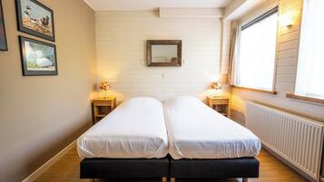 2 slaapkamers, reisbedje, gratis wifi