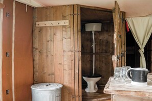 Shower - 6-person Duynlodge Tent in Callanstoog (Callantsoog)