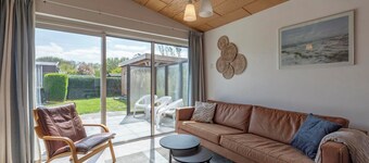 Bungalow in Callantsoog near Sandy Beach